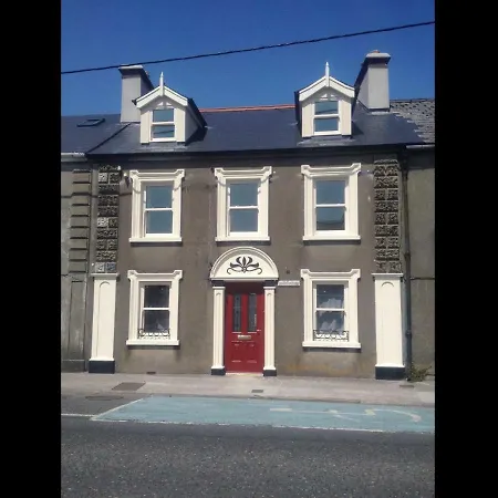 5 Bedroom Town House * Dungarvan (Waterford)