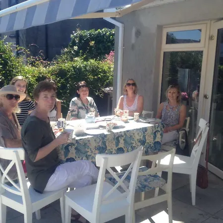 5 Bedroom Town House *